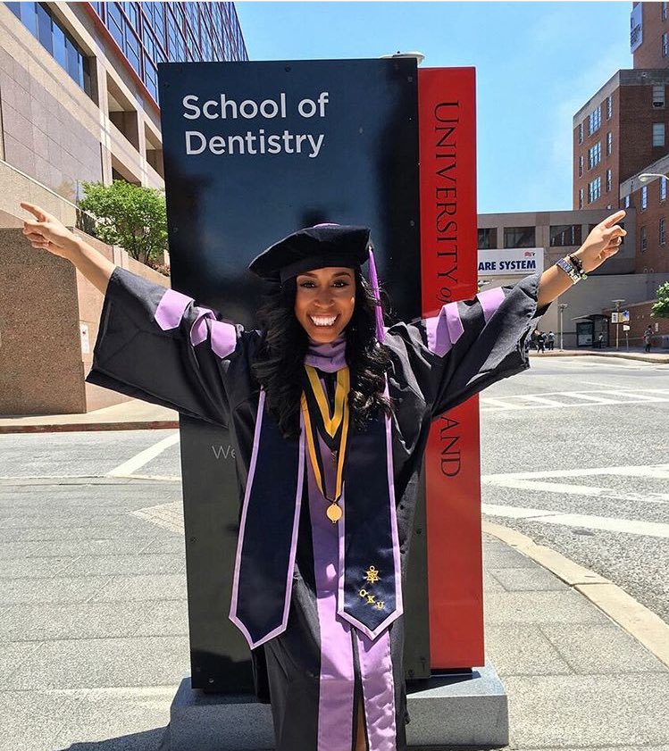 Phil_Lewis_'s tweet photo. Tera Poole became the first Black Valedictorian at the world's first school of dentistry. #BlackWomenDidThat https://t.co/7snVlp43rf