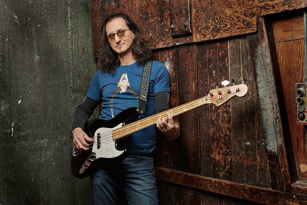 Fender's tweet photo. Happy Birthday to @rushtheband bassist, Geddy Lee! https://t.co/9sABibNIuA