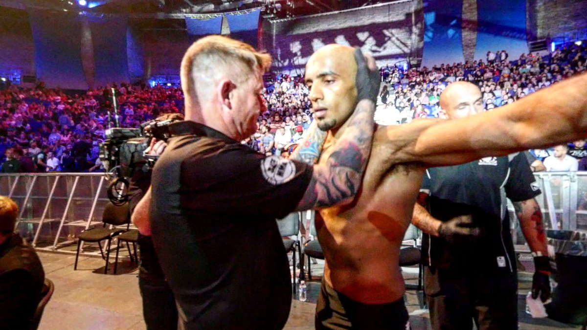 BloodSweatChoke's tweet image. Focussed, determined and relentless in the pursuit of his dream. Rick Selvarajah will be in the UFC.