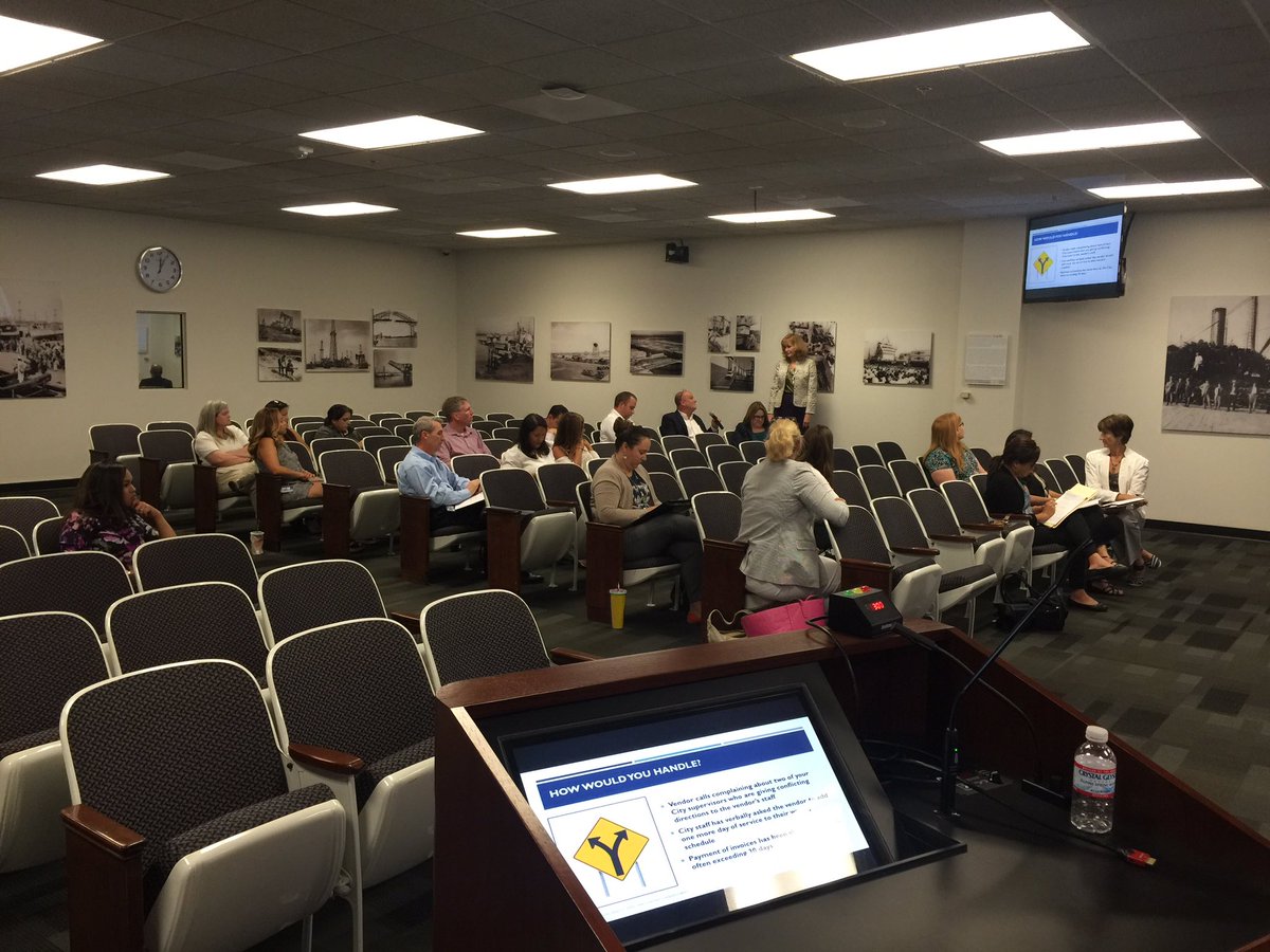 Long_Beach_Bids's tweet photo. Effective Contract Management training  with amazing @TammyRimes in @LongBeachCity Thanks for great presentation! https://t.co/tHfwbFQ2KS