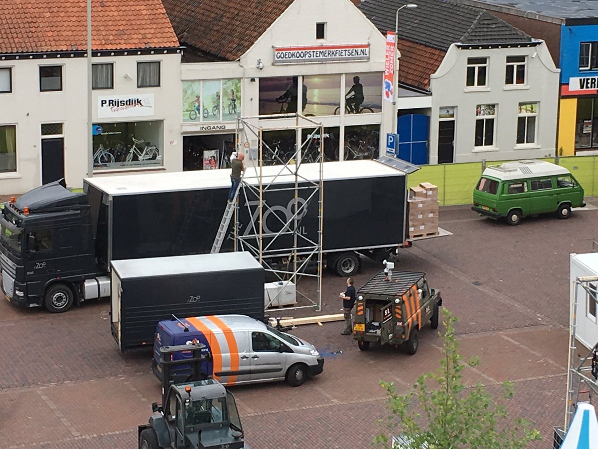 SenL_Security's tweet photo. Voorbereidingen voor #warmdraaien van zondag en #dedraai as maandag in volle gang. https://t.co/kUpAuANE5v