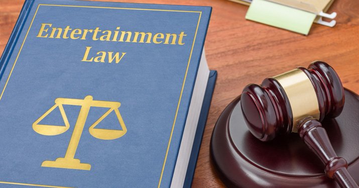 discmakers's tweet photo. 5 qualities to look for in an entertainment attorney by @BobbyBorg - https://t.co/GsXLmQ3Mp6 #entlaw #musicbiz https://t.co/T5O6LojyWz