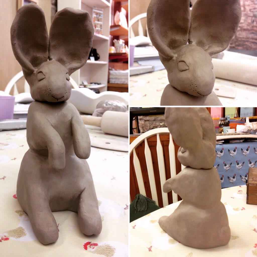 LadybirdPottery's tweet photo. My first attempted at sculpting. https://t.co/m57nY3ABK2