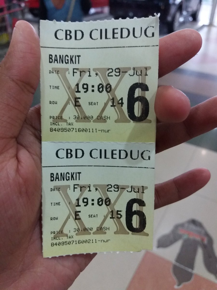 Nntn lagi bang <a href="/VinoGBastian__/">Vino G.Bastian</a> <a href="/kaningapictures/">Kaninga Pictures</a>  @BANGKITthemovie suka dengan efek visual yg dhadirkan dalam film 😅