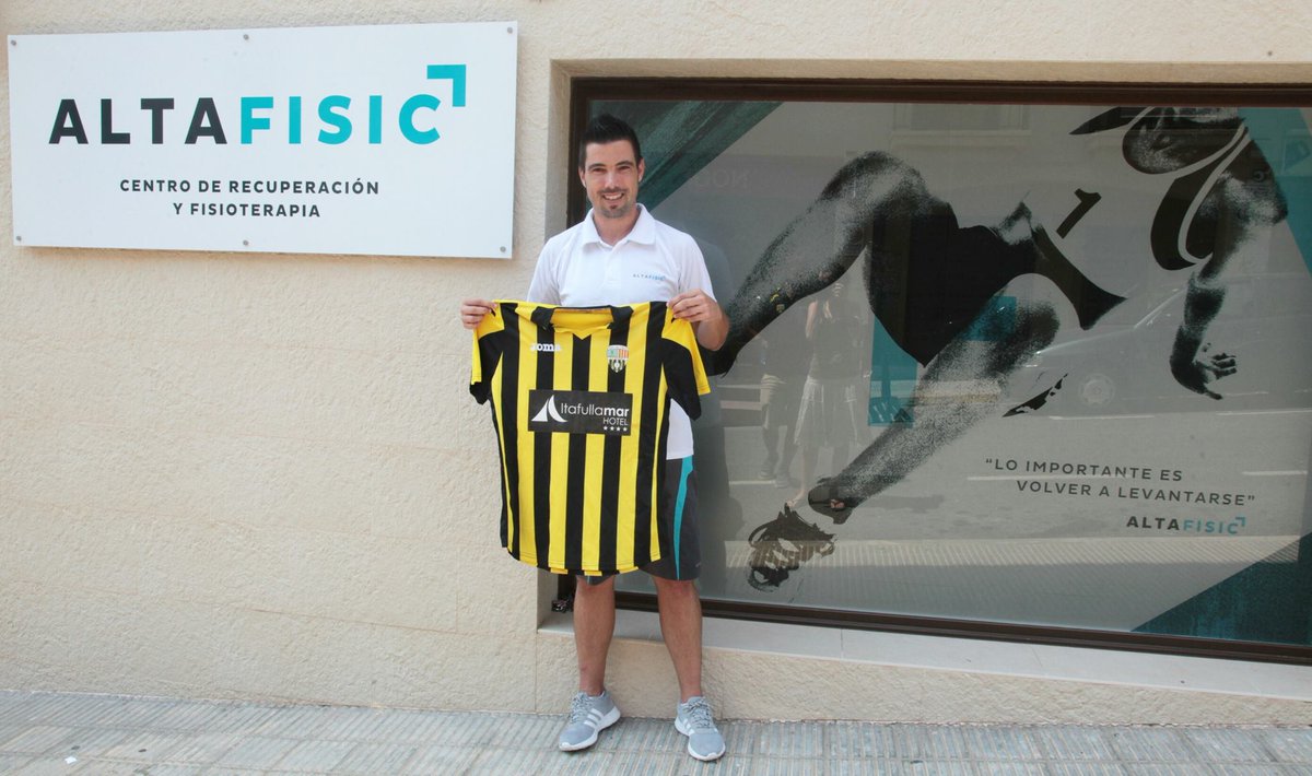 El Raul ja forma part de l'staff tècnic. Prevenció i recuperació de lesions. 
<a href="/RaulRipolles/">Raul Tudela Ripolles</a> <a href="/BaixGaiaEsports/">Baix Gaià Esports</a>