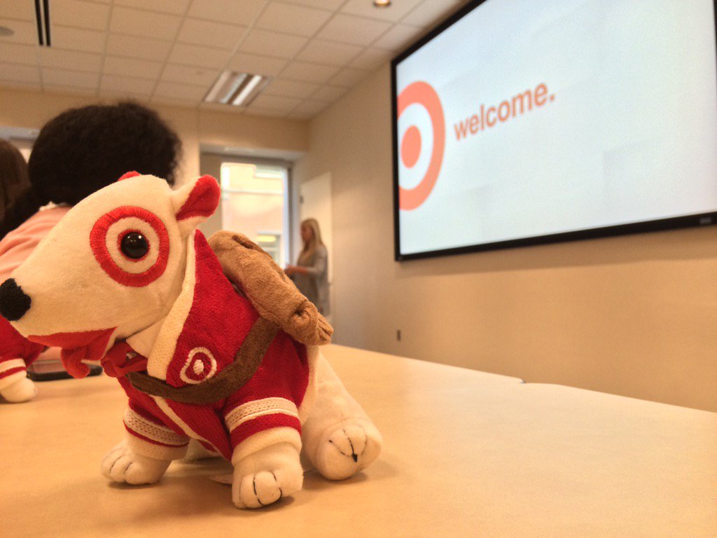 _BrookLynk's tweet photo. Thanks to @Target for welcoming us on campus this morning! #BrookLynk2016 #BrookLynkEnrichment https://t.co/kyojdSOaVq