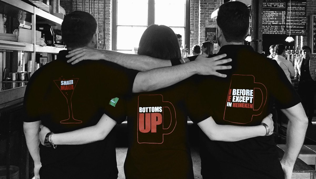 QDCreativeLDN's tweet photo. Proud of our new staff dress @thisissmiths #brandedmerch #printedproducts #branding #LondonRestaurant #ThisIsSmiths https://t.co/RyKk5INg4r