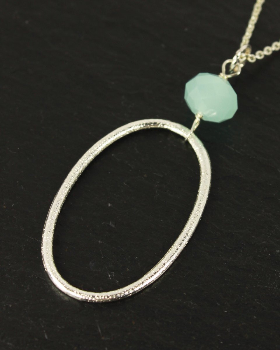 Summer #birthday? Take a peek at a few of our favourite #summer inspired #gifts for her... ow.ly/YOt1302Jur3