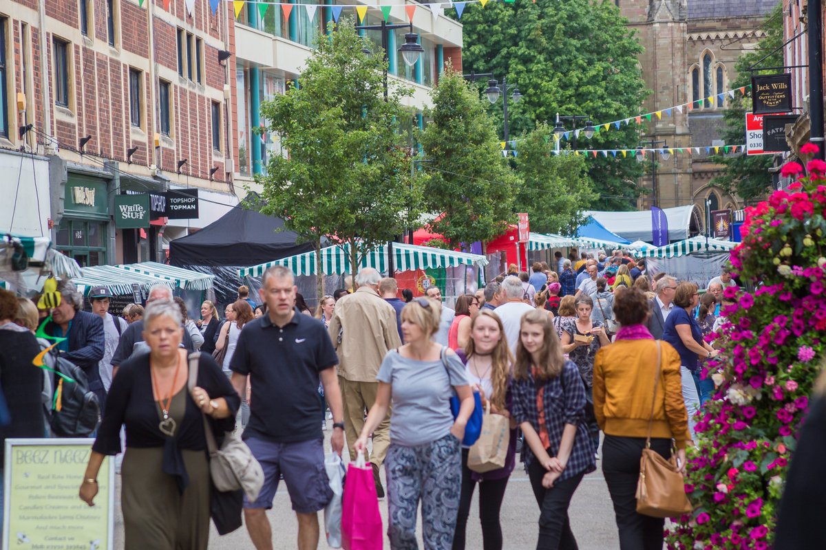 myworcester's tweet photo. The tasty @WorcFoodieFest is in full swing. Pop down this weekend.#Festival programme at https://t.co/lAJ5Kckz1A https://t.co/JWD1uhWR25