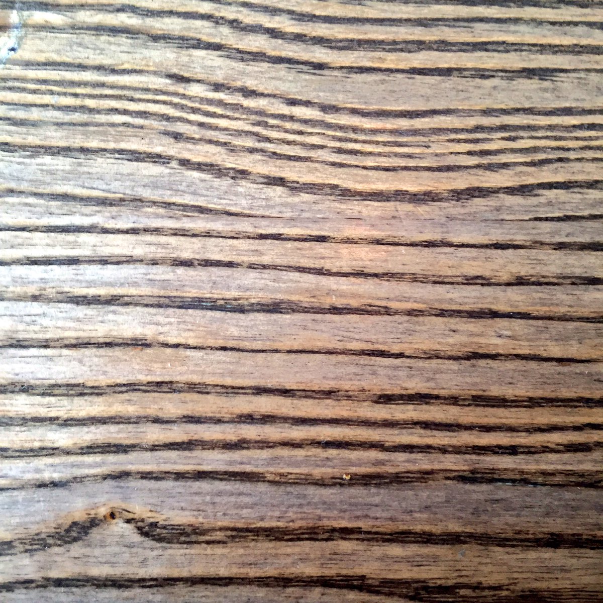 DoktorG's tweet photo. Royal Academy wall, and lunchtime table top #TextureFun https://t.co/TXbyJhj7Ay