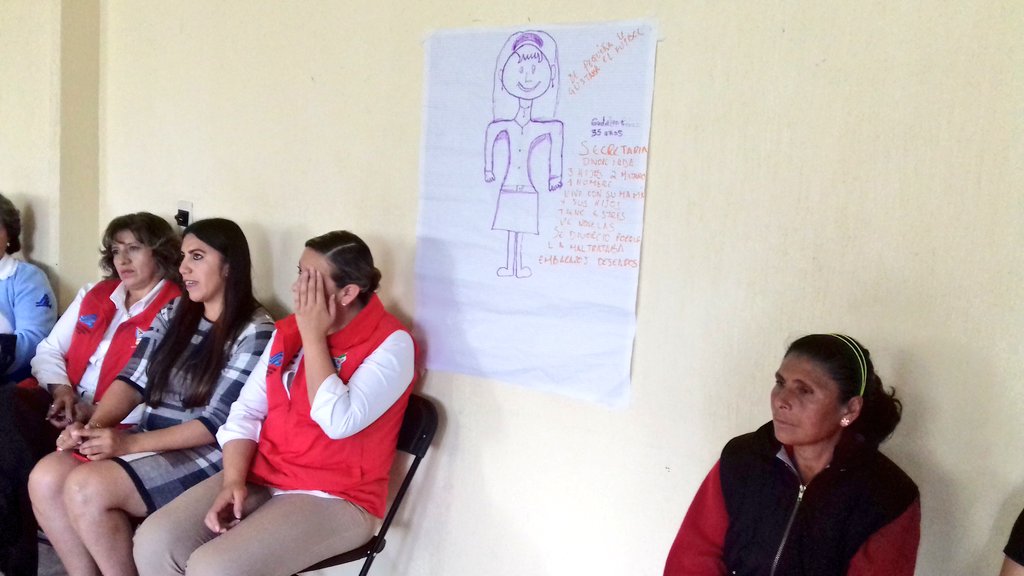 Peegissh1's tweet photo. Taller "Nosotras y la salud" en el municipio de Apan, Hgo. #ConstruyendoFuturo @GeraGarcia04 @Salud_Hidalgo https://t.co/ePWTowkyF5