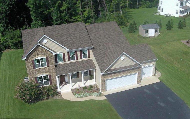 HutchinsProp's tweet photo. OPEN HOUSE this Sunday July 31, from 1-4pm at 635 Maybrook Drive in Huntingtown, MD 20639! Dramatic 5 bed, 3.5 bath https://t.co/4L73tEF3KZ