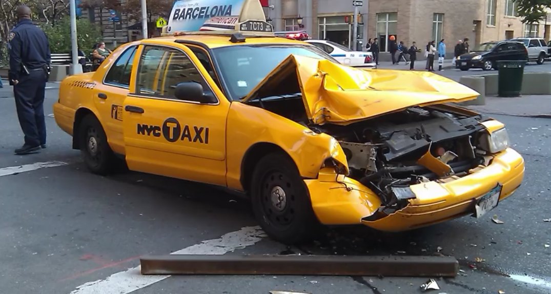 Водитель такси авария