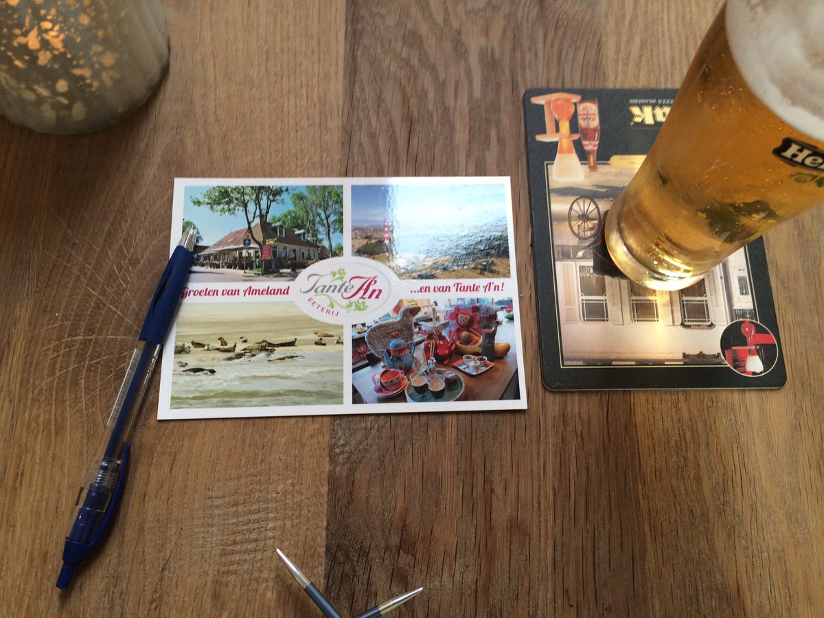 ...en dan zit je in een restaurant en mag je een kaartje sturen! #leukidee! #vakantie #genieten   <a href="/TanteAnAmeland/">Eeterij Tante A'n</a>