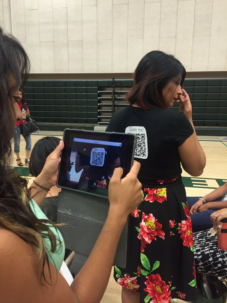 Sra_Espinoza's tweet photo. Scannable teacher @sra_escudero #bsdtech16 https://t.co/PszHXS5ikN