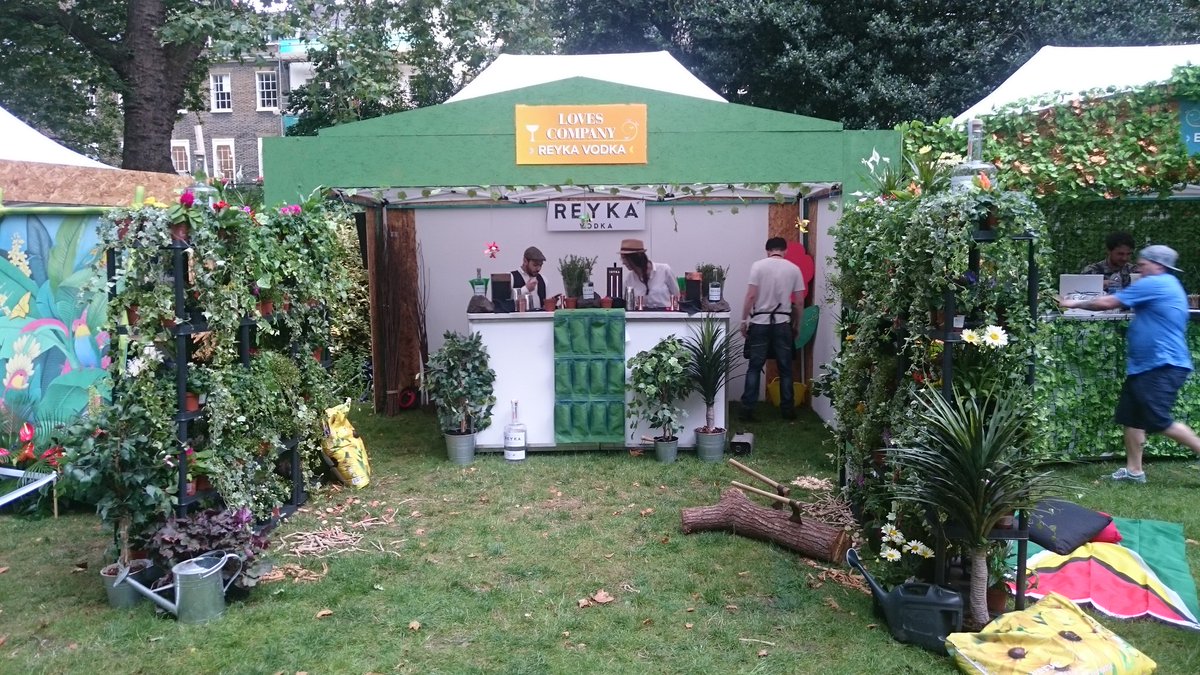 Well, we made it! #citcsummer &amp; built a little bar! Come &amp; try our drinks in #Bedfordsquaregardens today &amp; tomorrow