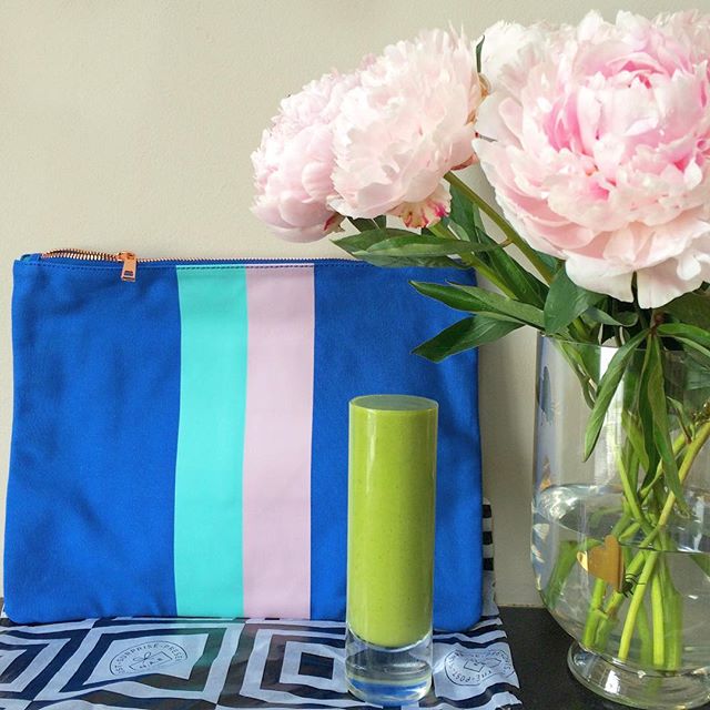 NOTANOTHERBILL's tweet photo. July's #snapitshareit winner is @hannahshucksmith 👏 🌸 The canvas pouch and peonies, a real summer treat! https://t.co/SLUsl7ZFkW