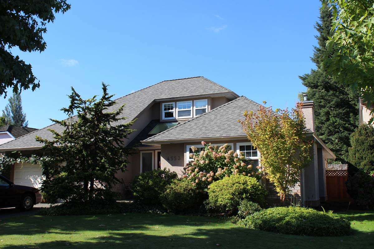 K2Roofing's tweet photo. How Much Should You Pay for a New Roof? https://t.co/04VGTF2QNJ https://t.co/LoMeq2YtzL
