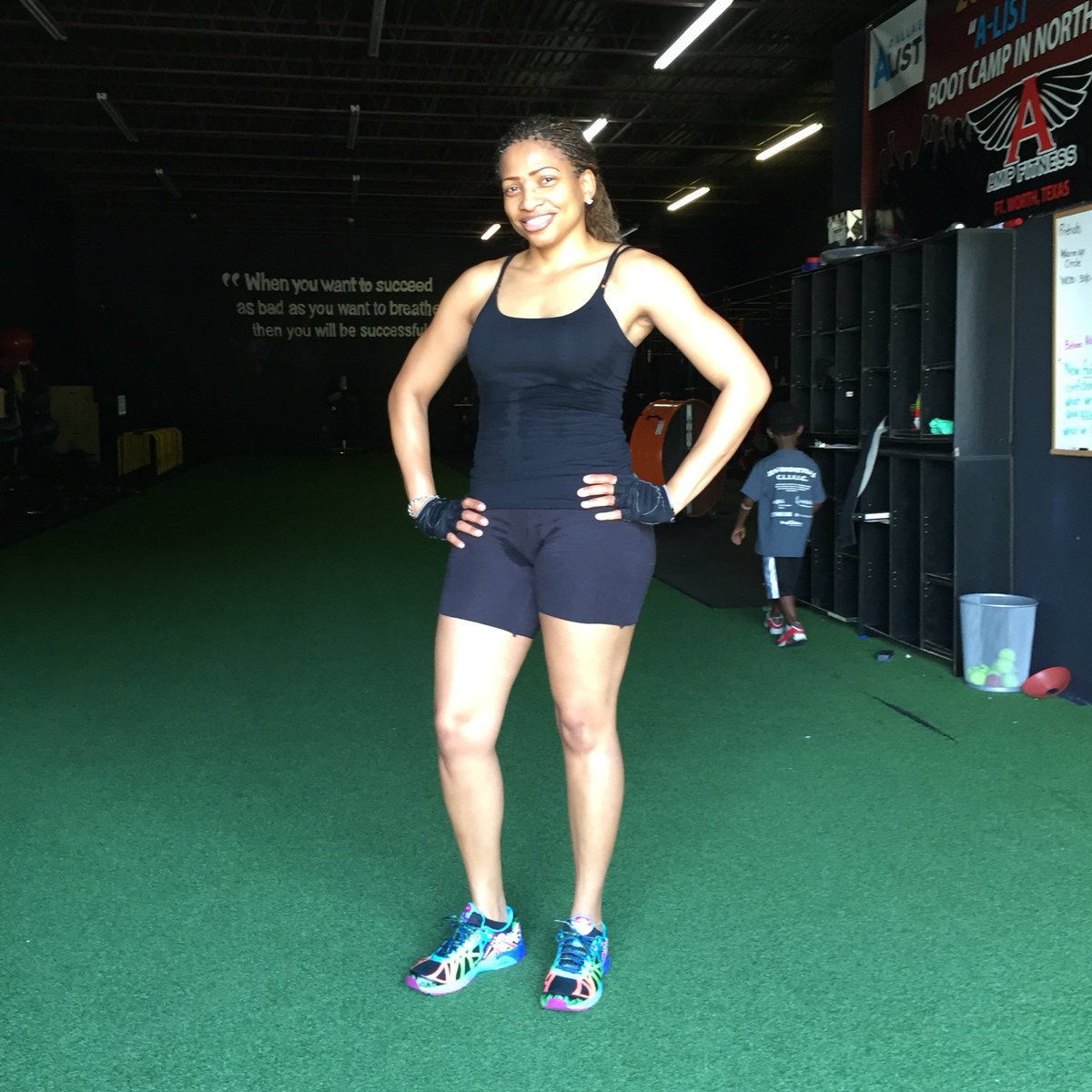 SonjaBowman's tweet photo. Back at my home away from home #AmpFitness #iGotGoals #iShowedUp #iWorkedOut #iCheckedIn #iGotBetter #BetterEveryDay https://t.co/QwFJ45jc1j