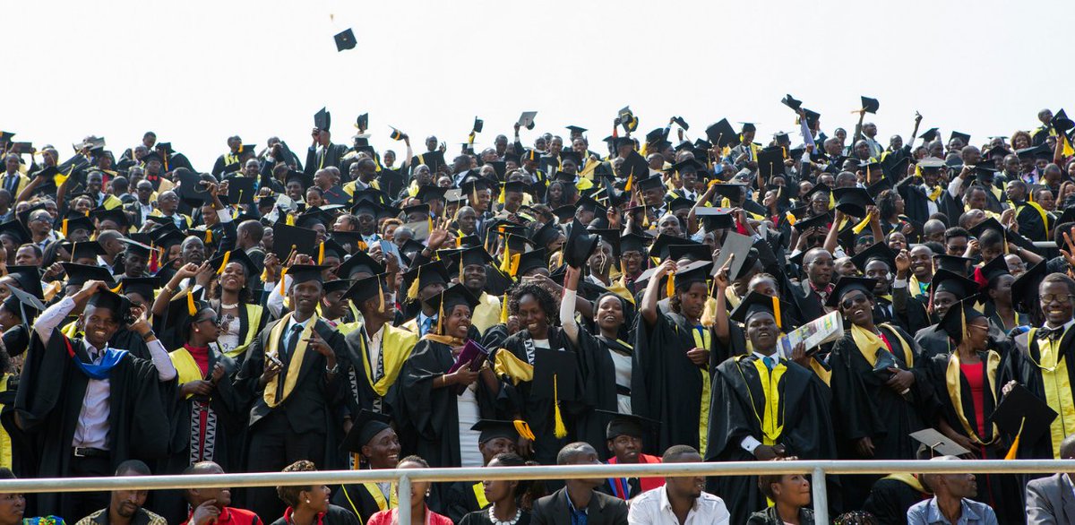 mwasa's tweet photo. Kagame Welcomes Fresh Graduates to Tough Job Market https://t.co/845e6VVukH #URgrad2016 https://t.co/M5M7jBjSe2