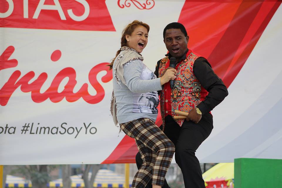 limaserpar's tweet photo. #FiestasPatrias: Joe Arroyo de #YoSoy se hizo presente en el #parquezonal #MancoCápac. ¡Hoy seguimos celebrando! https://t.co/VDuHCC4wSW