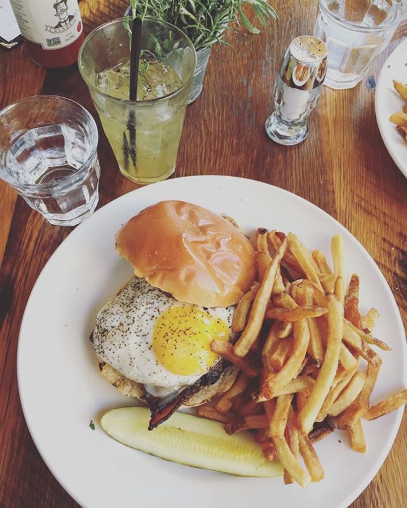 Maxims22's tweet photo. Our Parisian Burger and French Lemonade are a combination like no other. #Maxims22 https://t.co/5WRrmuxIQw