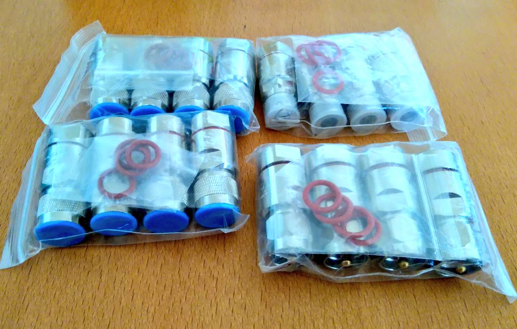 Fx10_'s tweet photo. The Chinese N and PL connectors for my 1/2"  #heliax #coax arrived 🙌👏  #hamr #hamradio #cellflex https://t.co/32jBo8peEz