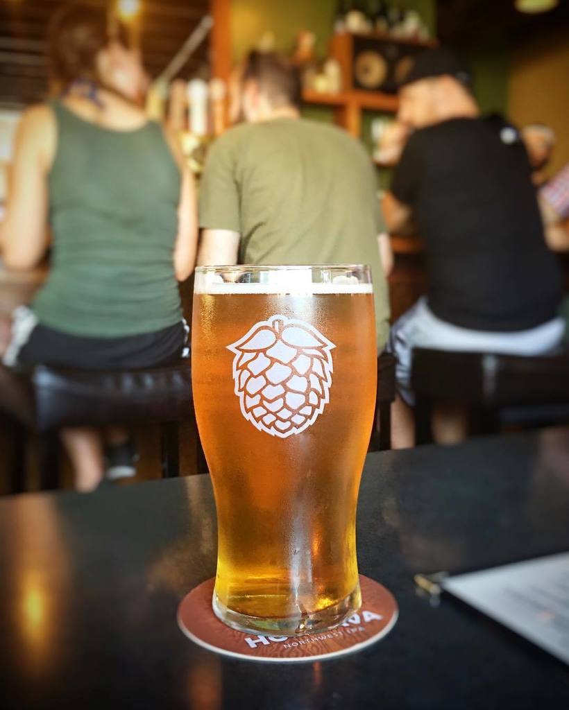 <a href="/doublemountain/">Double Mountain</a> #TheRandallKnife #IPA #HoodRiver #Oregon #craftbeer #beertography #beerpor… ift.tt/2ax9YoT