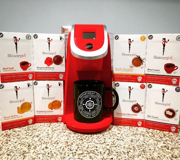 DeptZero's tweet photo. Friday just got sweeter. πβοΈππ» https://t.co/qjJ2VyWqQW #ClientLove #ThankYou #Skinnygirl #OfficeLife #DeptZero https://t.co/ay8vKiWAwz