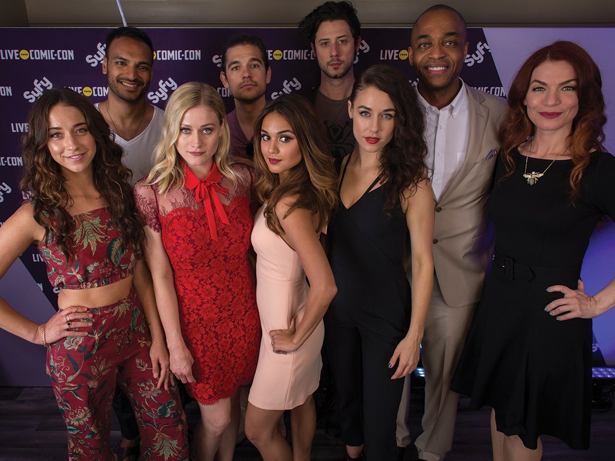 SYFY's tweet photo. Can we go back to #SDCC2016?!๐ #LiveAtSDCC #FlashbackFriday https://t.co/vEc7Q2p1VZ