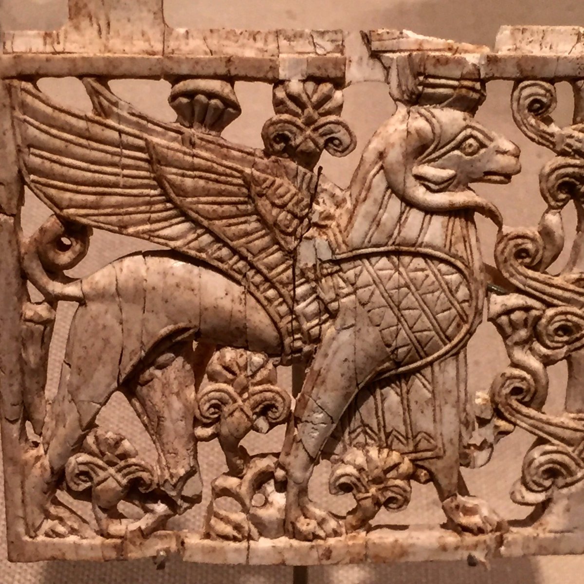 KurtBehrendt's tweet photo. Ram-headed Sphinx, Iraq, Mesopotamia, Nimrud, Neo Assyrian period, 9th-8th c., BC, ivory, MMA 64.37.7 @metmuseum https://t.co/R6RcguGNY1