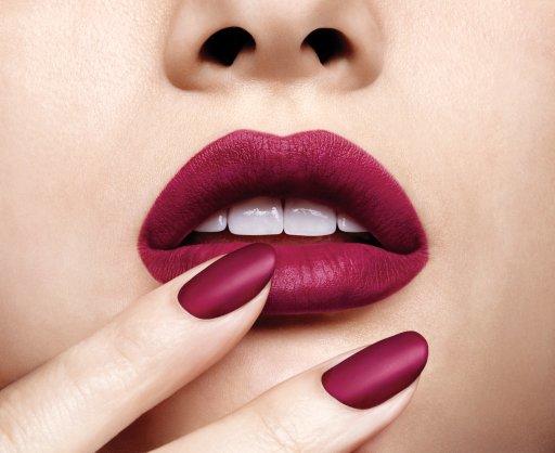 revlon's tweet photo. Say hello to our best-selling matte lipstick, Ultra HD Matte Lipcolor! 💄 https://t.co/qPB14t5KPB #Sweepstakes https://t.co/Xk725ifdVR