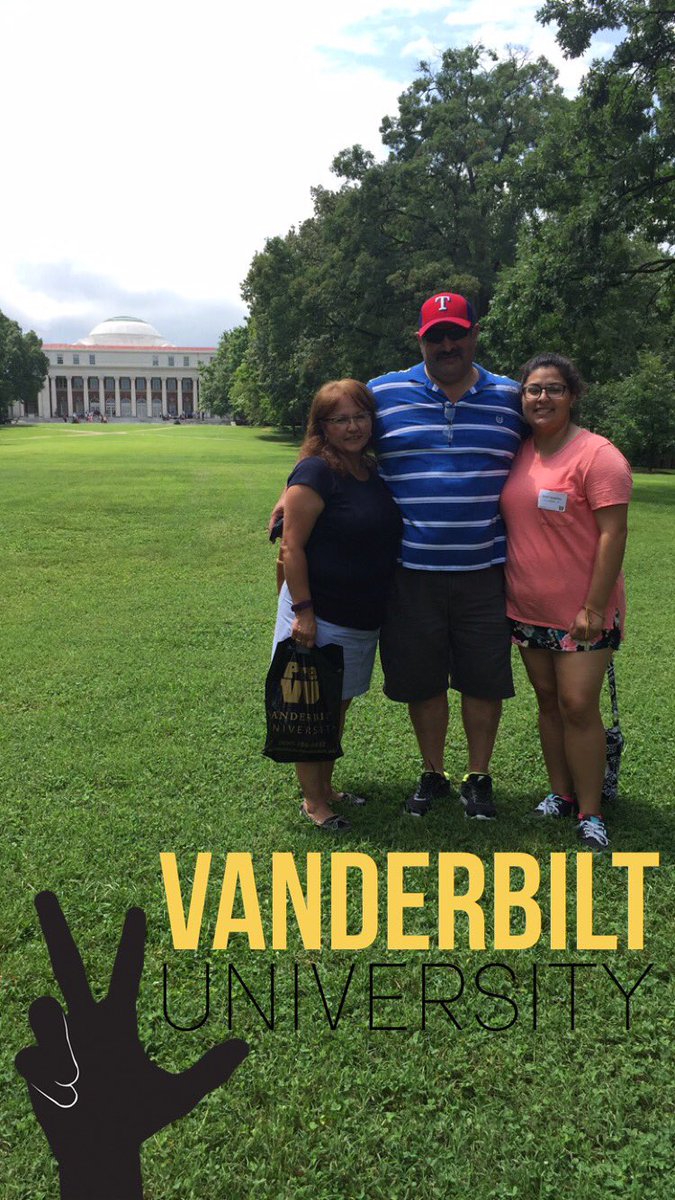 queengisellexvi's tweet photo. #PreVU2016 Nashville's being good to us https://t.co/LH3iXEkNGK
