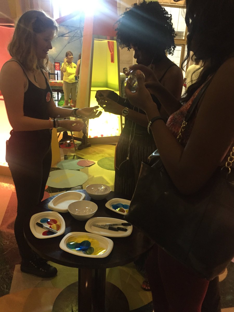 FLPcollegePrep's tweet photo. our Teen Badging Specialist vote on the issues that matter the most to them at Parkway Central Library. https://t.co/duEoE1I2jC