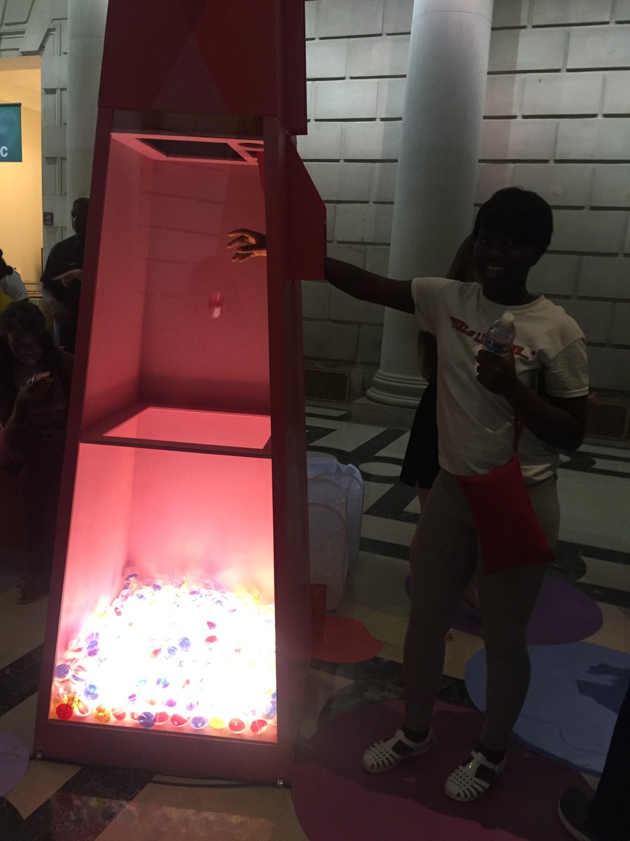 FLPcollegePrep's tweet photo. our Teen Badging Specialist vote on the issues that matter the most to them at Parkway Central Library. https://t.co/duEoE1I2jC