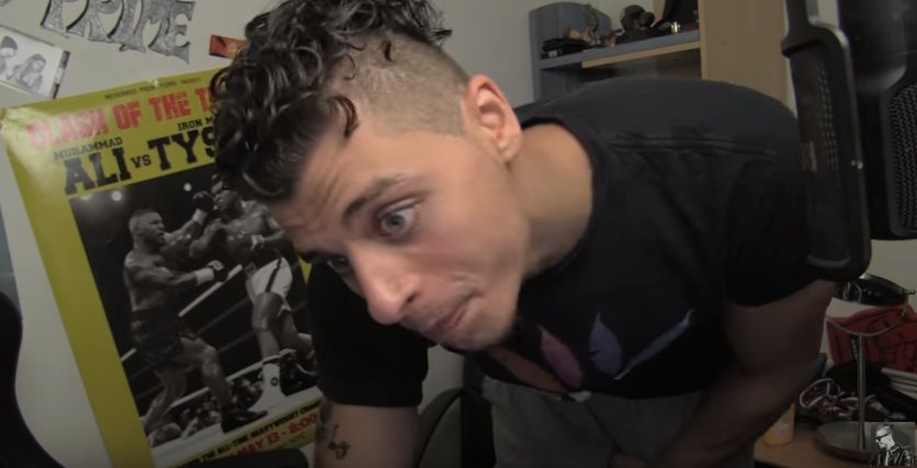 LaBAZfr's tweet image. Quand tu viens de BZ fort et que t'as meuf veut pas que tu chécra dans sa bouche @PrimeTimeFUT