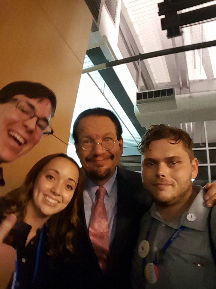 YALUNLV's tweet photo. Nevada people at #YALcon2016 #BeTheNext #PennJillette https://t.co/yyxDkQoIrT