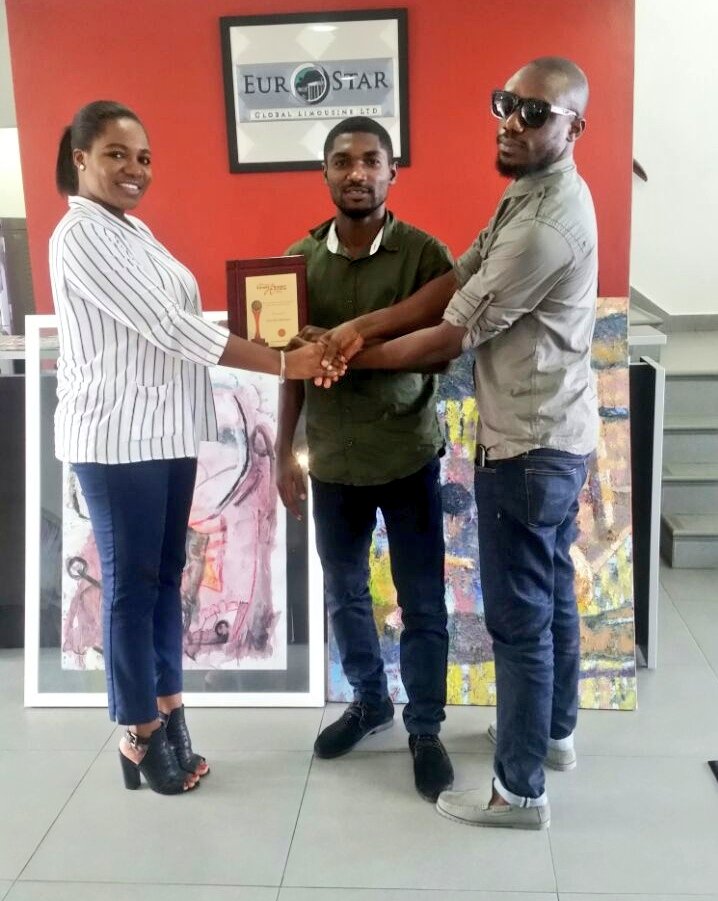 Nkonkonsa's tweet photo. EUROSTAR LIMOUSINE LIMITED FINALLY RECEIVE THEIR AWARD #GhanaPaparazzi #Nkonkonsa @oscaryaodoe #CPEA2016 https://t.co/X7JZpHO62o