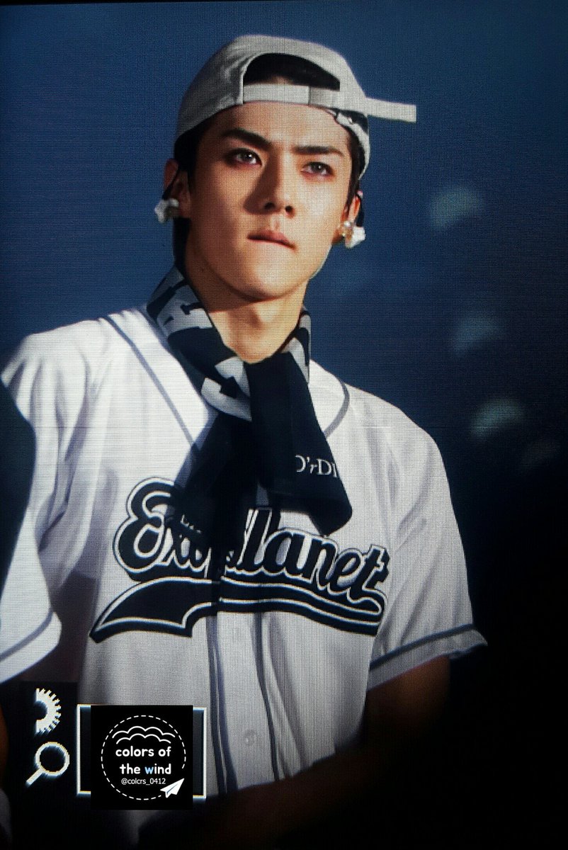 Colors_0412's tweet photo. 160729 EXO'rDIUM 세훈이 ㅠㅠ 진짜 넘 좋았구 이제 자야지 #SEHUN #세훈 https://t.co/baviKPkx8f