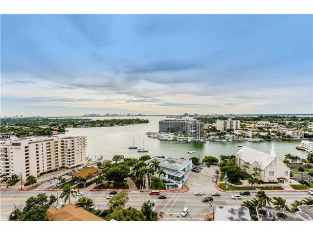 DiscoverMiami_'s tweet photo. New: Condo For Sale: 401 69 St Miami Beach, $329000 for Sale: Miami Beach, €329,000
https://t.co/k0Z9AKrmIJ https://t.co/7m26XZoGVY