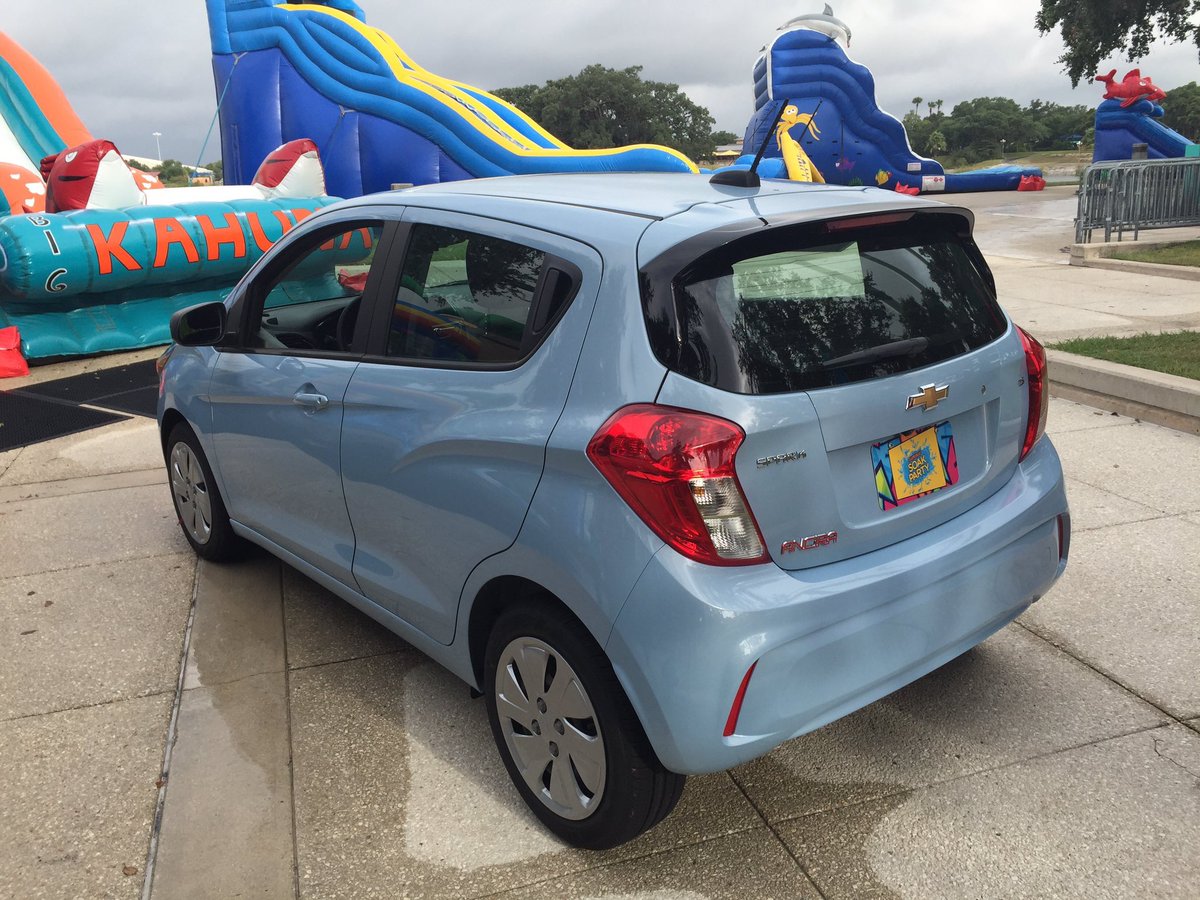 59QueenBee's tweet photo. Meet me @SeaWorldTexas this Sunday for #SummerSoak Party, fireworks, prizes & even register to win a car! https://t.co/j8W1kzbiTE