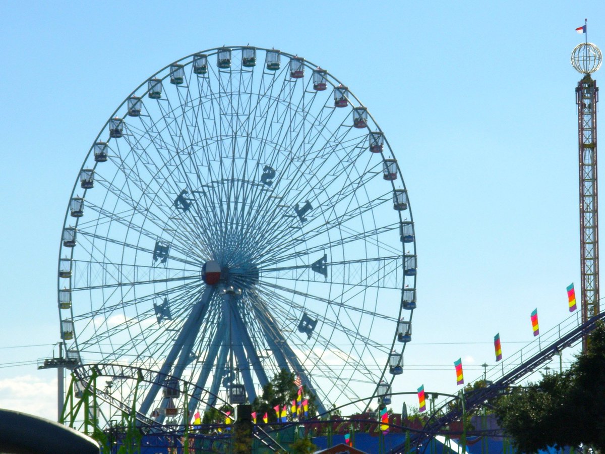 statesman's tweet image. What fried creations might you see at this year's State Fair of Texas? atxne.ws/2a5DLXy
