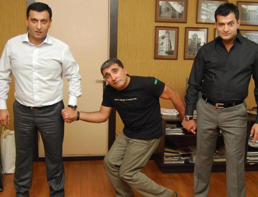 04,05,06,07,08 noyabr tarixlərində Heydər Əliyev adına sarayda "Bu şəhərdə"-nin  növbəti konserti baş tutacaq.