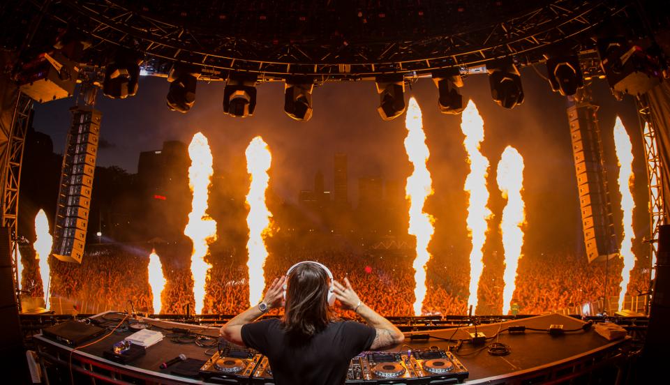 theredbulletin's tweet photo. 5 ways Lollapalooza has changed the live-music experience: https://t.co/CWz18SZXeC https://t.co/wyR9V9L9g5