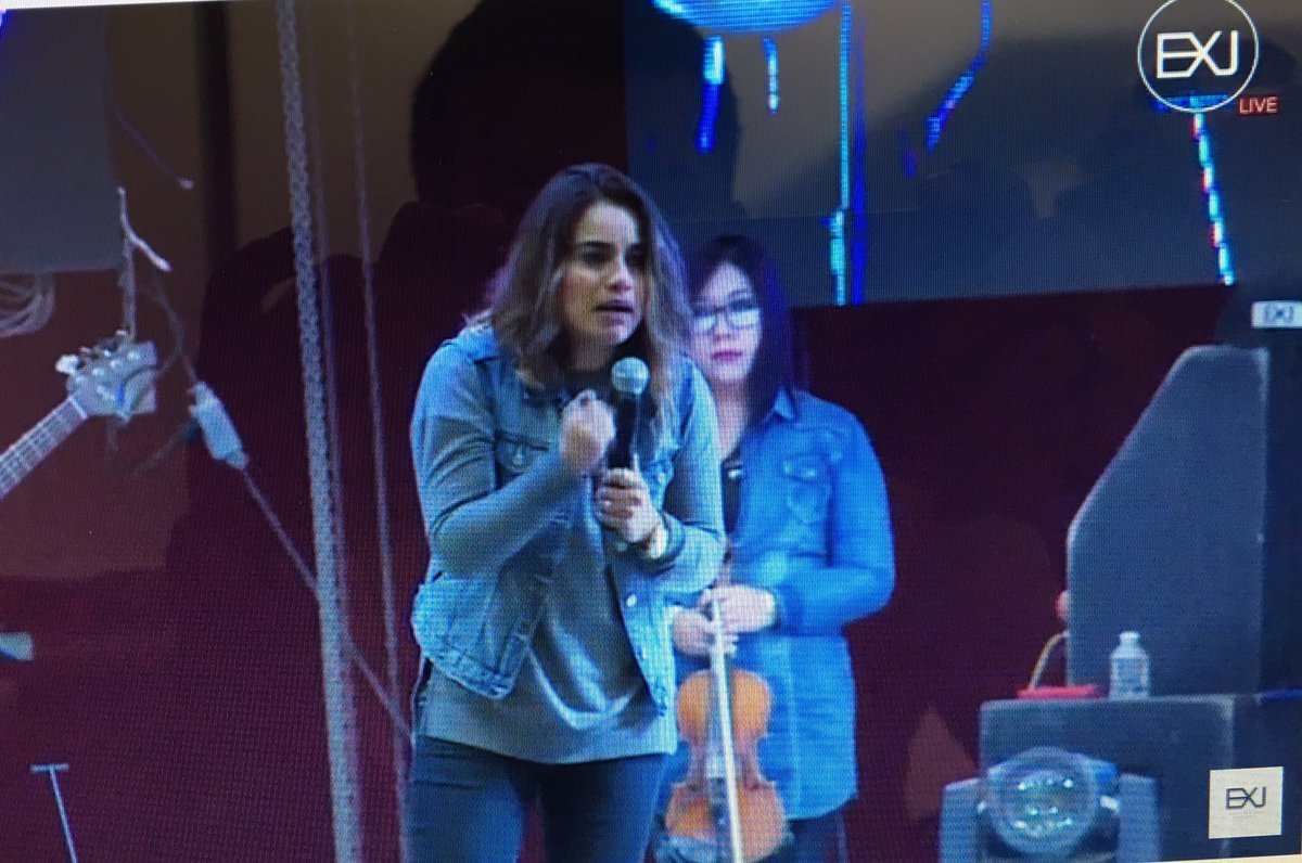 Soy_Chriss's tweet photo. Qué pedazo de enseñanza @KharisMillan ! Eres una picuda !!! #EXJSLP #Quedate https://t.co/ukBgiiEDDY