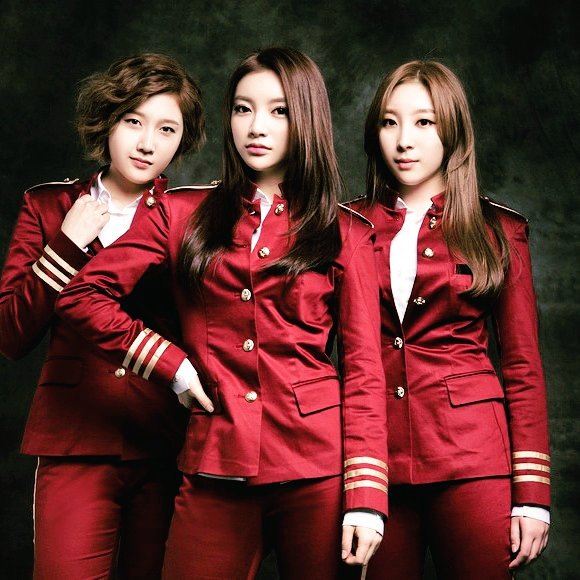 #지피베이직  #중국 활동 /강렬한 레드
#GPBASIC