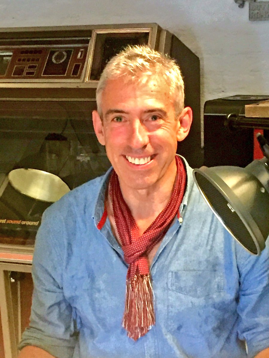 Went bee-wrangling <a href="/superbrickuk/">Super Brick London</a> with some Bermondsey Street Bees starlets for a client's photoshoot. And I'm done !