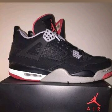 USER998115's tweet photo. Just copped a pair of these beautys for a steal of $ 63.59 , #hype #sneakerheads #sintb #asneakerlife https://t.co/RLkDQshIhN