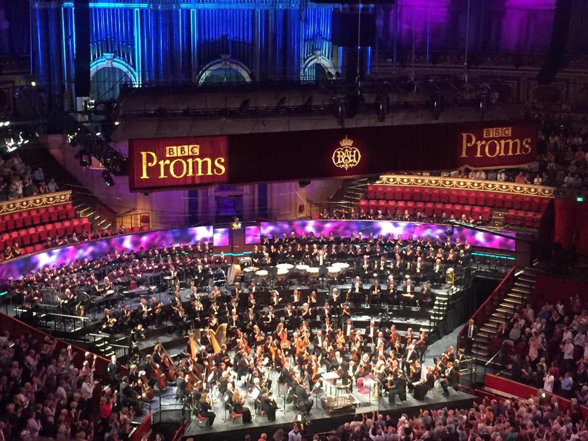 Thalie_Knights's tweet photo. Bernard Haitink at the helm of an EPIIIIIC @bbcproms Mahler 3 with (*hot dress klaxon*)gorgeous @spconnolly - LUSH 😍 https://t.co/yLKKyR30ju