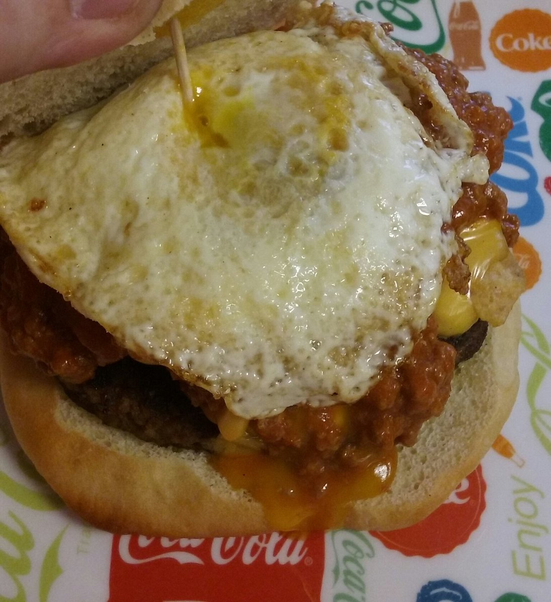 JakeRichardsMus's tweet photo. @crystal_yates Or my lunch today. Enchilada burger from Eddie's. https://t.co/3o4g5kaxe8